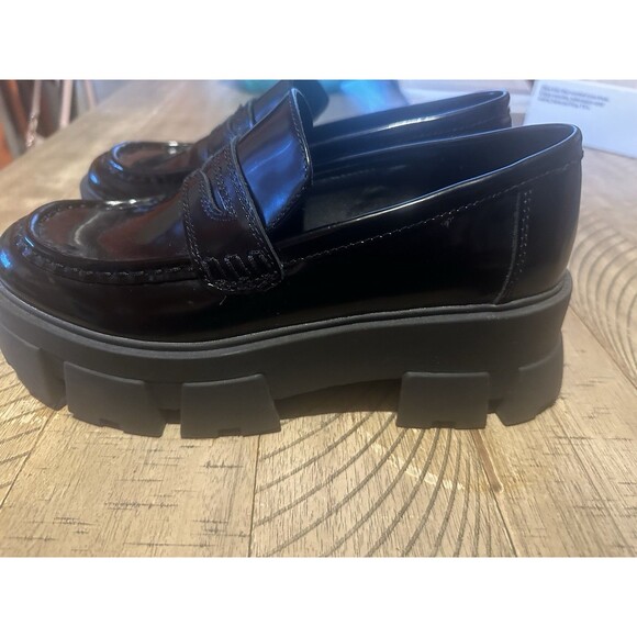 Aldo Shanna Loafer Black Patent Size 7.5 M Platform Lug Sole Worn Once - Picture 6 of 6
